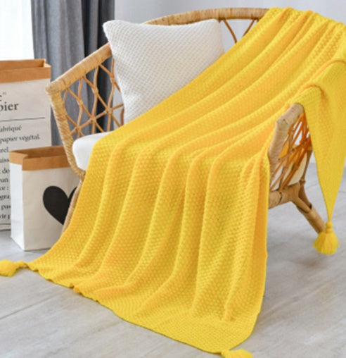 Living Room Sofa Chair Lunch Break Blanket